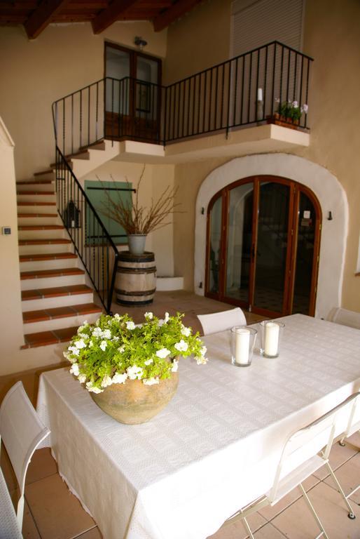 Le Vieux Platane Hotel Cairanne ภายนอก รูปภาพ